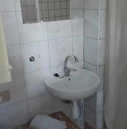 Kekturas-tora Nyilo Privat Berlemeny Pensjonat *